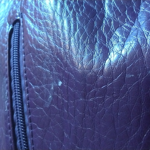 Angle kiss Handbag - Picture 4 of 9